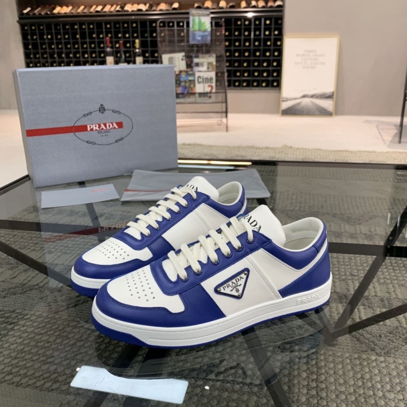 Pra*a casual shoes